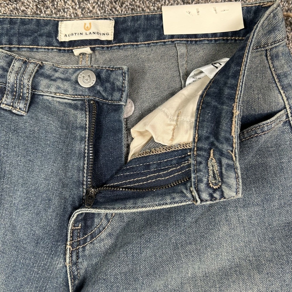 NEW Austin Landing Mid-rise Wide Leg Baggy Jeans Womens 5 Denim Cargo Pockets - Picture 5 of 16